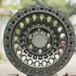 Durable 6 Holes Gunmetal Black Off-Road Wheel for 4X4 SUV - Image 3