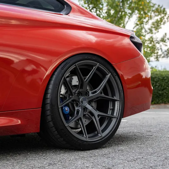 High-Quality-Aluminum-Alloy-Car-Wheel-New-Design-Black-Wheel-Rim-Suit-for-Aftermarket High Quality Aluminum Alloy Car Wheel New Design Black Wheel Rim Suit for Aftermarket - Image 1